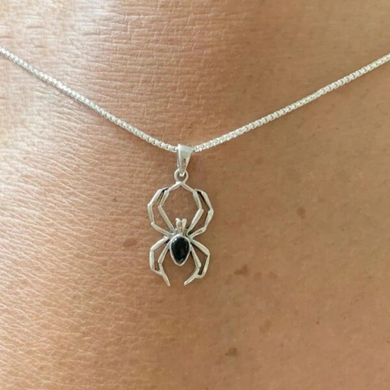[Gothic Spider Necklace] 1pc Gothic Copper Silvery Spider Necklace for Women Party Birthday Gift