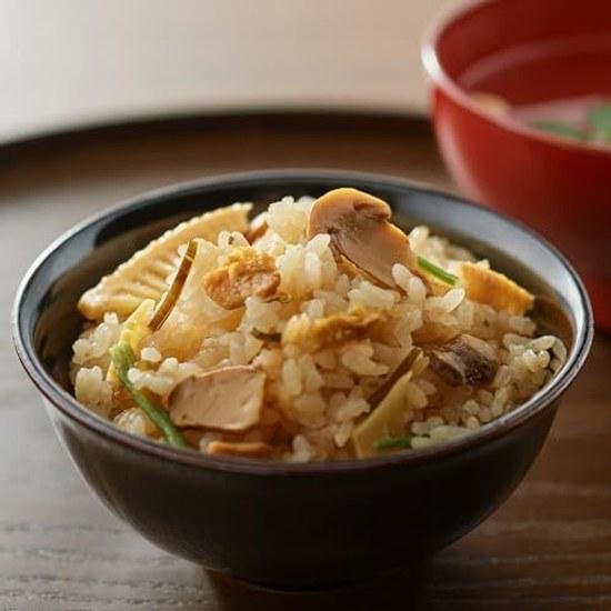 Muji Takikomi Gohan no Moto Matsutake 156g (for 2 cups rice serves 2-3 people)
