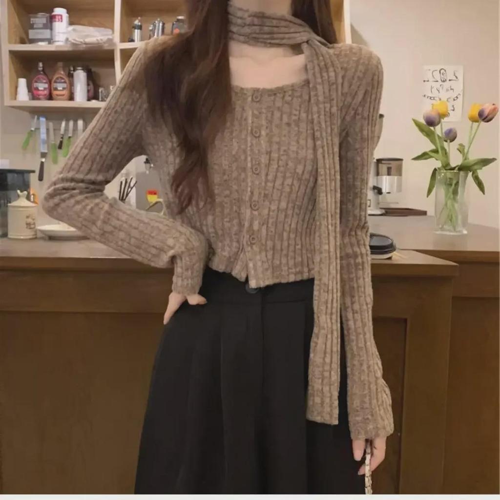 Короткий кардиган французской вязки: Утягивающий, модный длинный рукав с шарфом и квадратным воротником