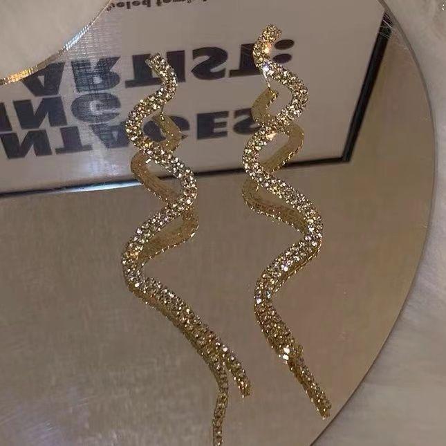 European and American Cold Wind Snake Shaped Full Diamond Earrings Exaggerate Fashionable Personality  Cool Temperament  Long and Niche Slim Earrings