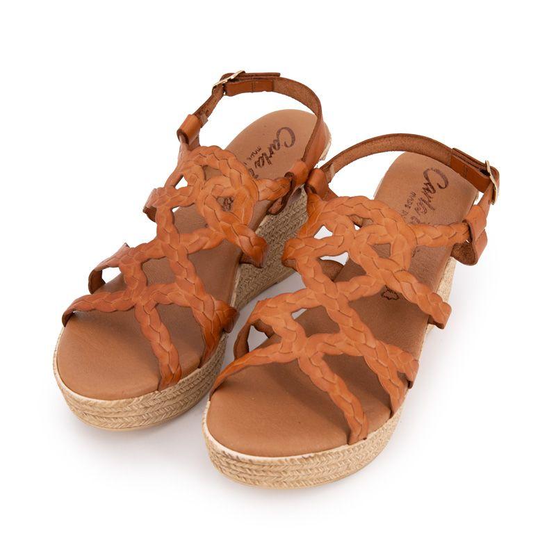 Женские плетеные босоножки на танкетке с золотистой пряжкой CARLA TORTOSA