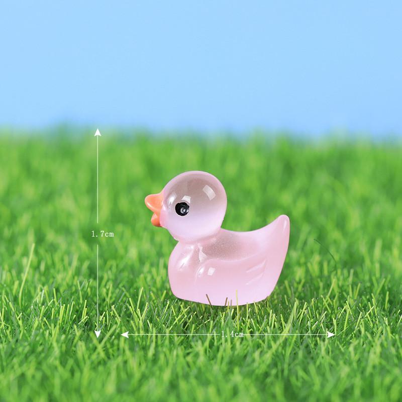 Adorable Glow-in-the-dark Resin Duck Figurine For Creative Decor Accessories