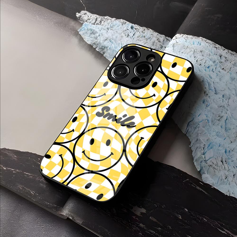 Аниме Чехол для телефона с улыбкой для IPhone 17 Air 16 E Pro Max 15 14 13 Mini 12 Pro 11 Max Plus Черный Стеклянный Чехол