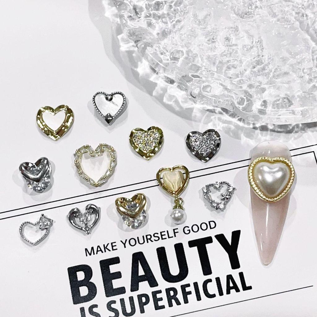 Retro Luxury DIY Rhinestone Heart Nail Accessories - Zircon Manicure Jewelry