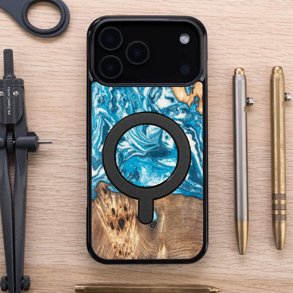 Bewood Unique case for iPhone 17 Pro Max - Planets - Uranus with MagSafe