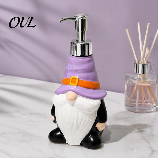 Christmas Home Decoration Elf Soap Dispenser Bottle, Cartoon Santa Claus Lotion Pump Container, Large Holiday Party Favors for Kids Capacity