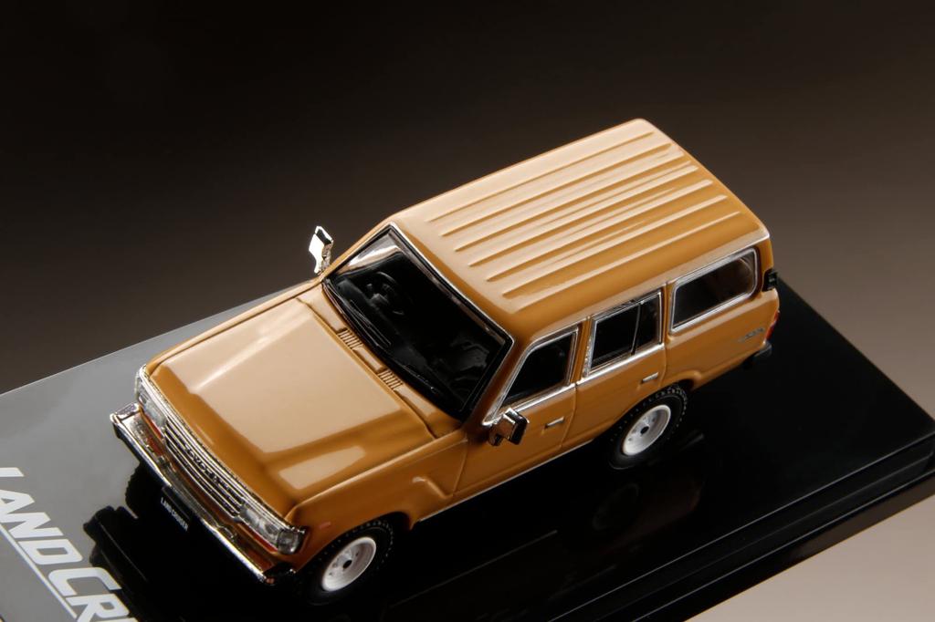 HJ64 Toyota Land Cruiser 60 GX 1988 бежевый готовый продукт 1/64