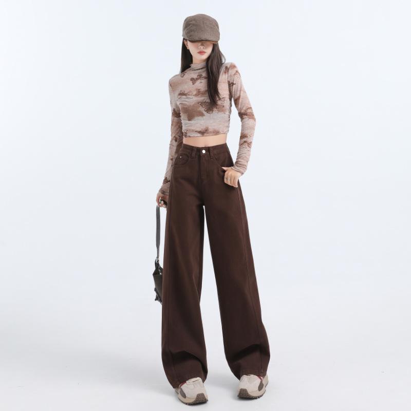 Женские джинсы с высокой посадкой и широкими штанинами - Коллекция Весна 2025