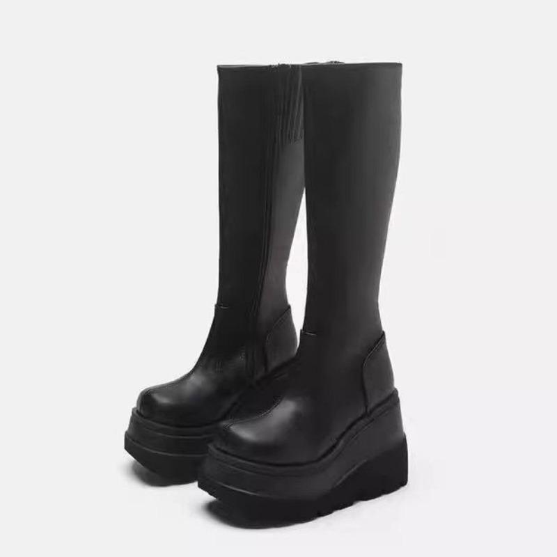 Black Skinny Small Thick-soled Boots Women's Boots Autumn and Winter New Fashion Retro Tall Knight Boots