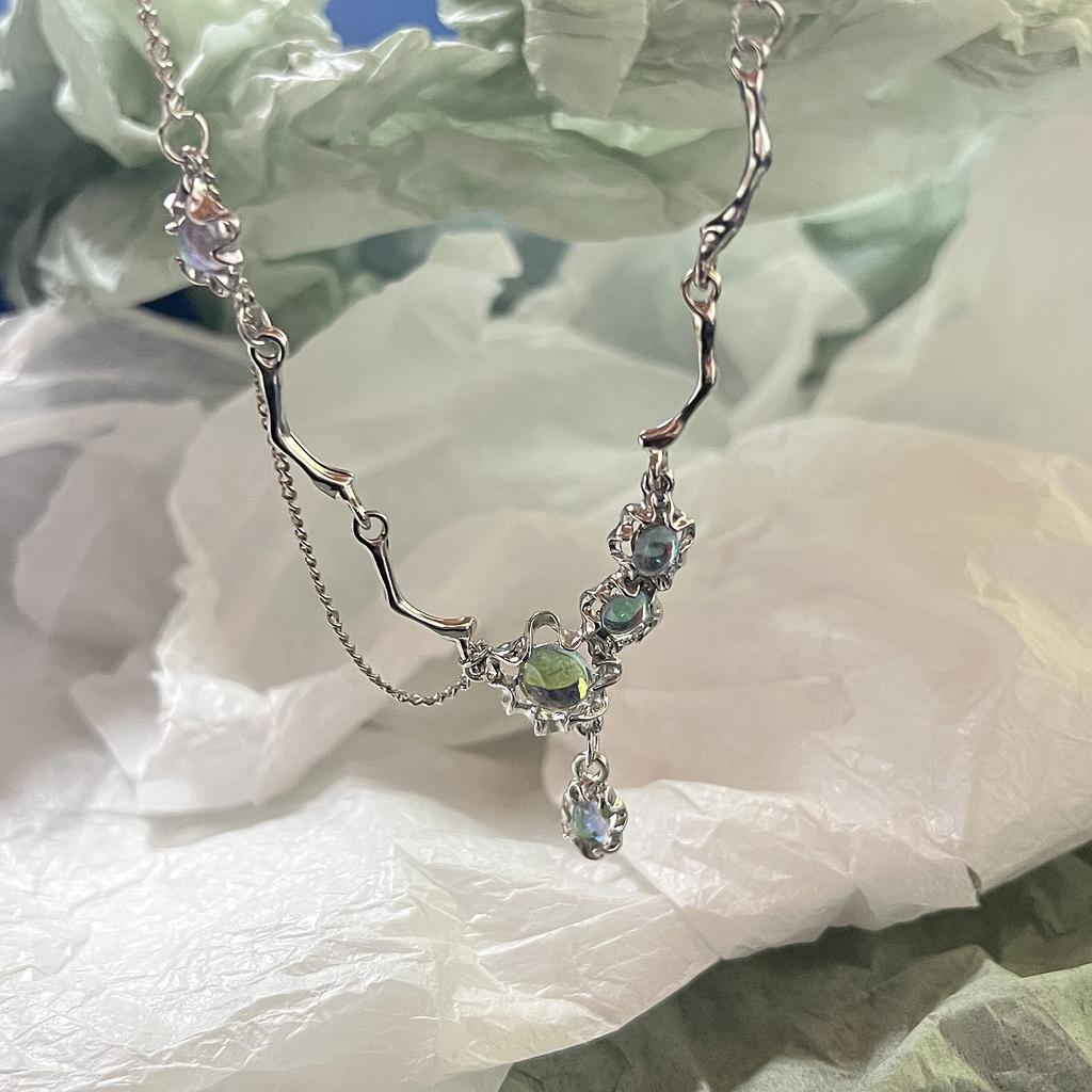 Кулон с хрусталем и опалом, ожерелье из жидкого металла для женщин, цепочка на ключицы, геометрическое нерегулярное винтажное колье Y2K, ювелирные аксессуары