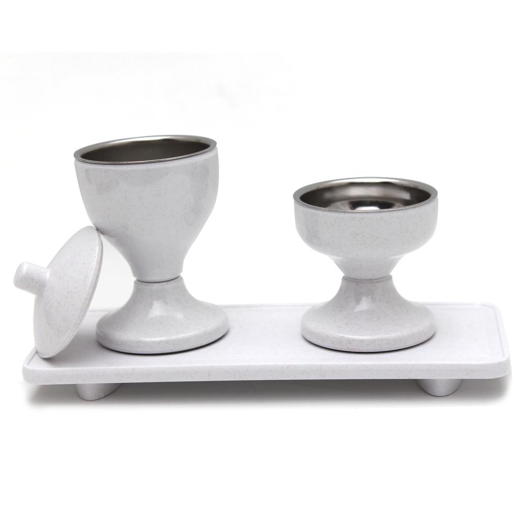 Этот 7-предметный буддийский алтарный набор включает в себя звук «Такаясу Он» нержавеющего колокольчика, емкость для воды, емкость для риса, поднос, вазу, шикими (священный