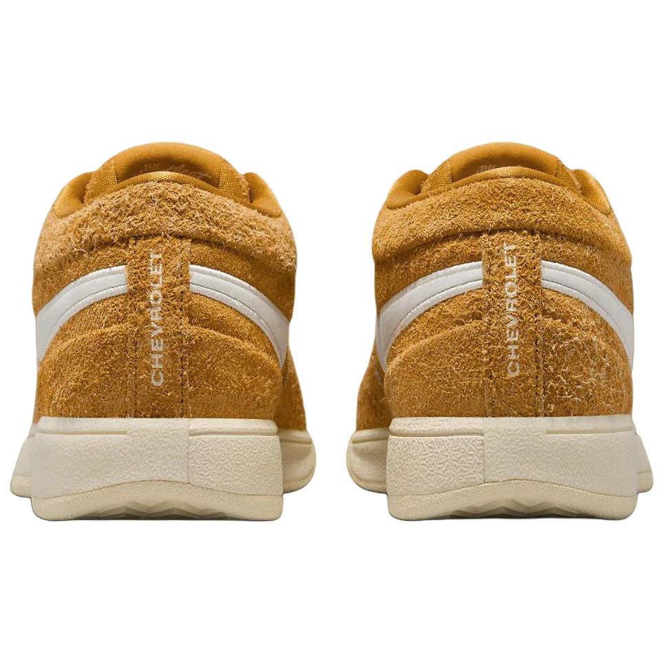 Nike Книга 1 Chevrolet Gold Leaf IH0890-700