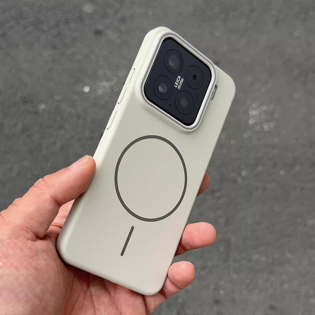 Подходит для Xiaomi 15Ultra Мягкий и увлажняющий тонкий магнитный чехол для телефона, Ультратонкий матовый противоударный чехол для Xiaomi 14PRO