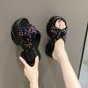 Модные летние шикарные тапочки женские толстые сандалии 2024 модные женские туфли на танкетке 7 см на платформе женские открытые носки на плоской подошве пляжные шлепанцы
