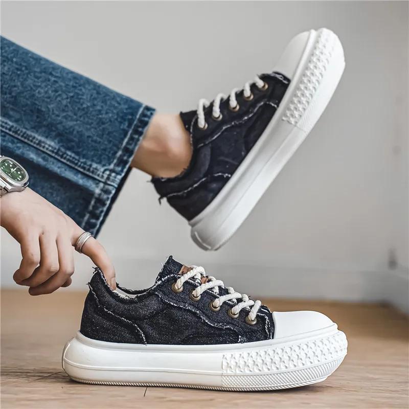 2024 Новые дышащие повседневные кроссовки для скейтбординга Удобные спортивные туфли с мягкой подошвой Шнуровка Кроссовки из парусины с мелким горлом