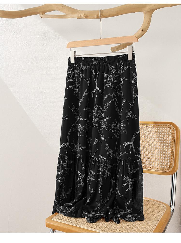 High waisted printed A-line umbrella skirt 2026 spring fashion versatile mid length skirt