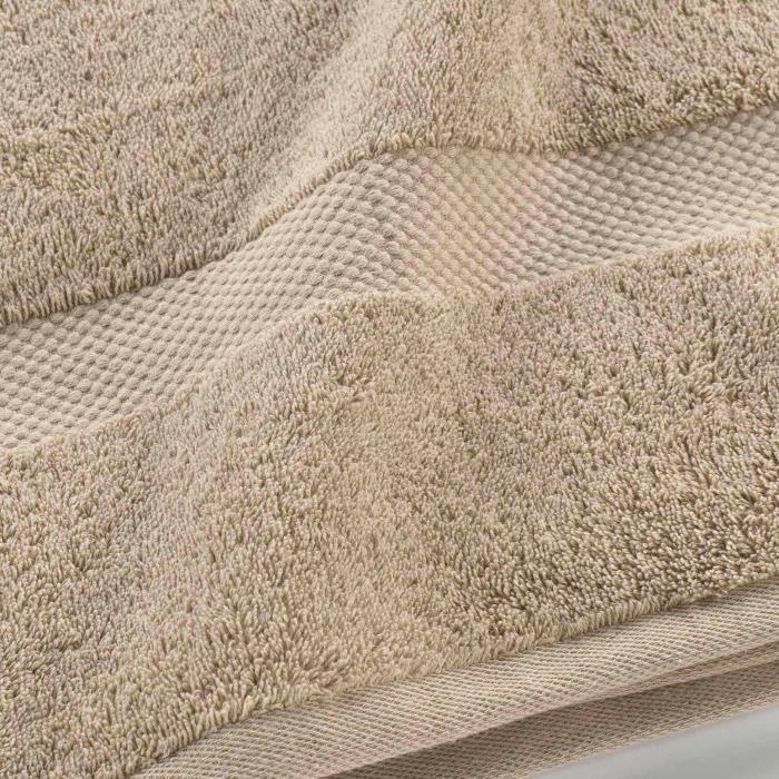 Serviette ou drap de douche - Elegante - Noisette - 70 x 130 cm - 100% coton - 600 gr/cm²