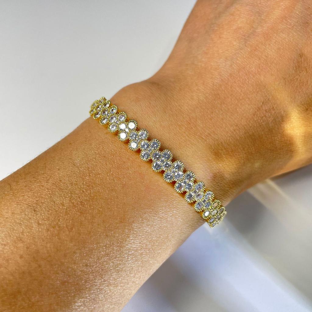 New Simple Open Four-leaf Clover Bracelet Zircon Ultra-beautiful Hand Decoration High-end Bracelet