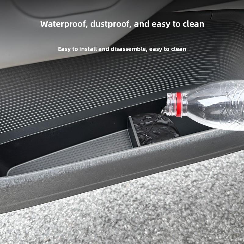 TPE Car Storage Box for XPENG G6 2026 Door Storage Bin Front and Rear Door Handle Storage Tray Interior Car Modify Accessories