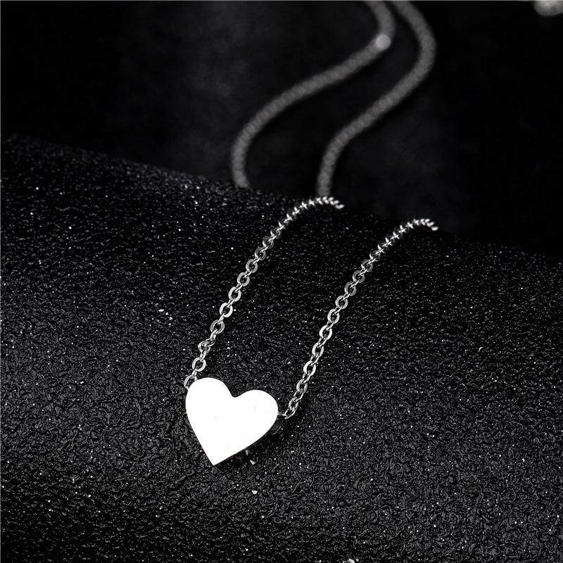 Stainless Steel Dainty Tiny Heart Necklace Silver Plated Tiny 3D Love Charm Choker Necklace For Women Pendant Jewelry Gift