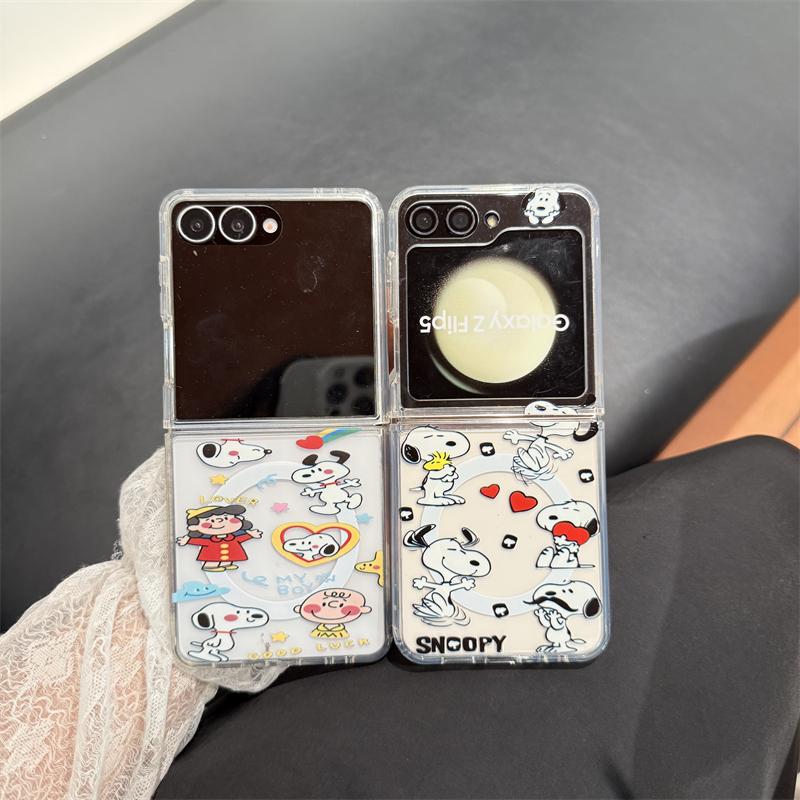 Creative Love Heart Funny Snoopy Folding Magsafe Wireless Charge Case For Samsung ZFlip 3 4 5 6 ZFlip7 3D Cute Magnetic Holder