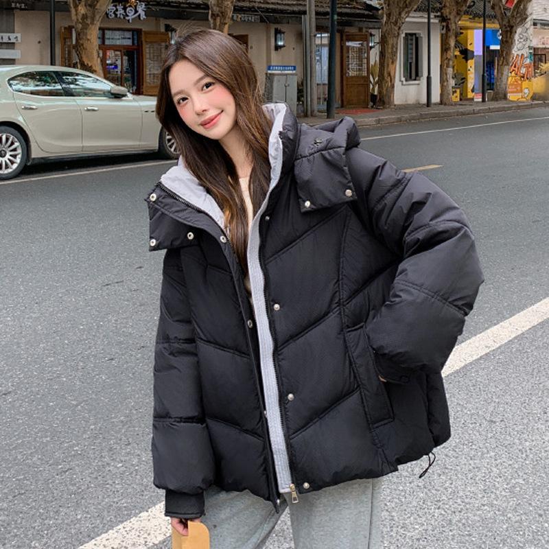Легкая женская куртка-пуховик в иностранном стиле, зима 2024, новый дизайн, нишевая маленькая теплая куртка, женская хлопковая куртка