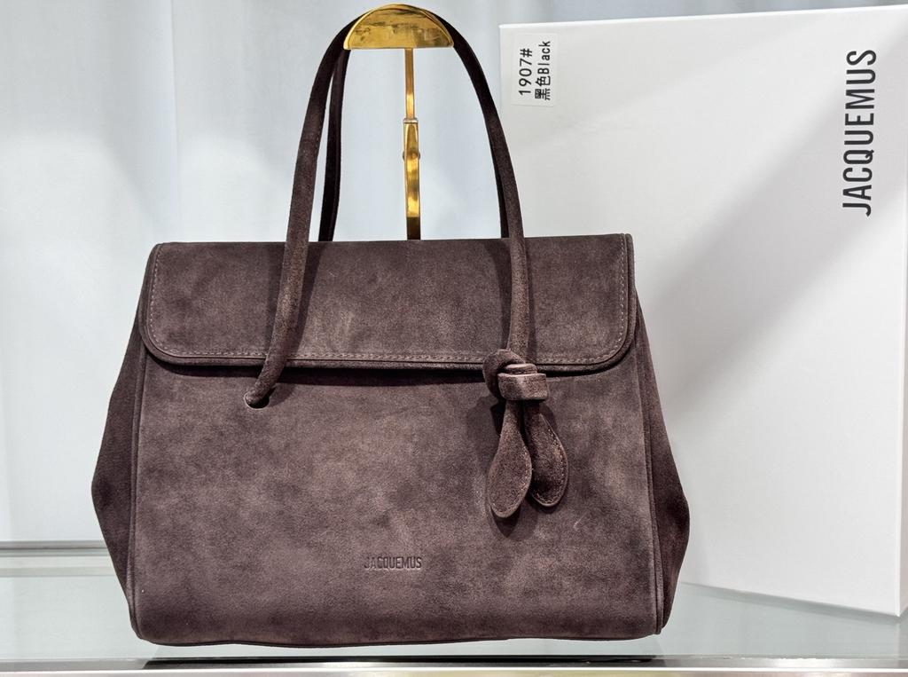 Jacquemus 25 Solid Color Frosted Cowhide Large Capacity Hand-held Single Shoulder Travel Bag Commuting