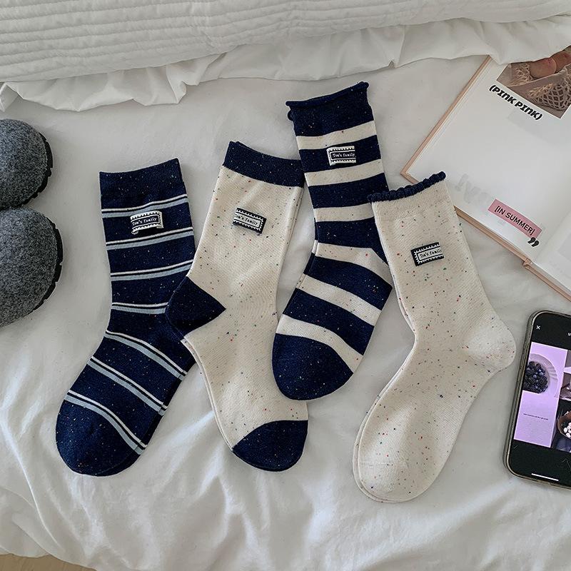 Женские весенне-осенние милые носки-трубы из пряжи с полосками, кружевом и тканой этикеткой с буквой, бесшовные, махровые