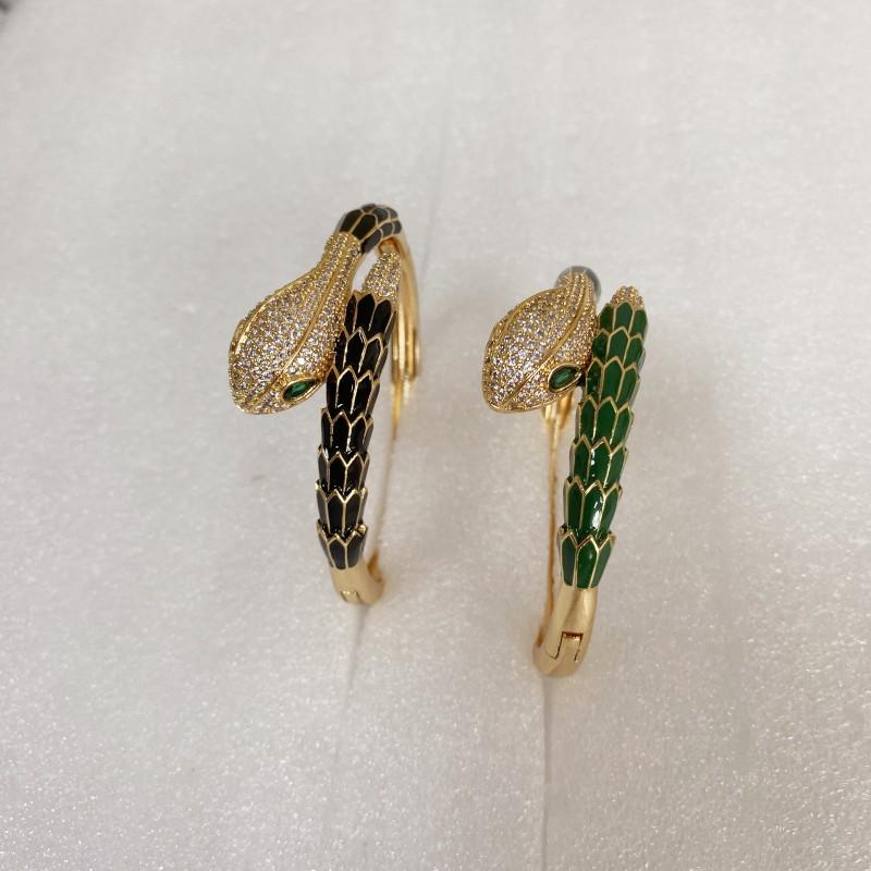 2024 Exquisite Snake Armlet: Luxury European & American Women's Bracelet