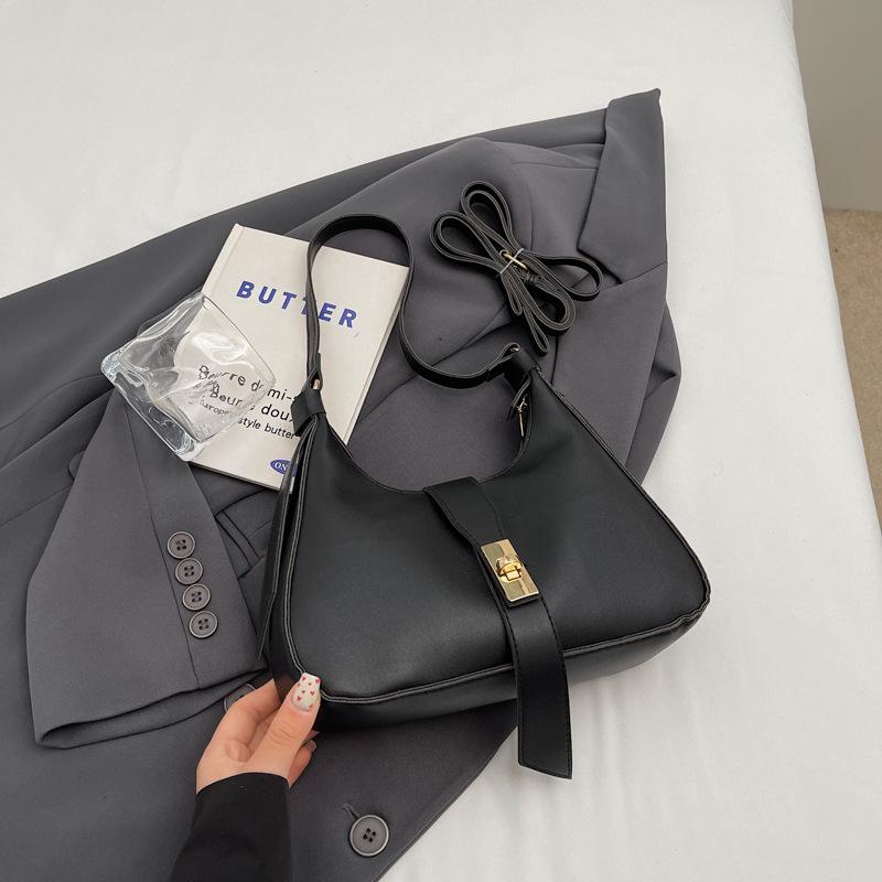 Модная универсальная сезонная однотонная высококачественная сумка подмышкой в иностранном стиле, повседневная сумка через плечо