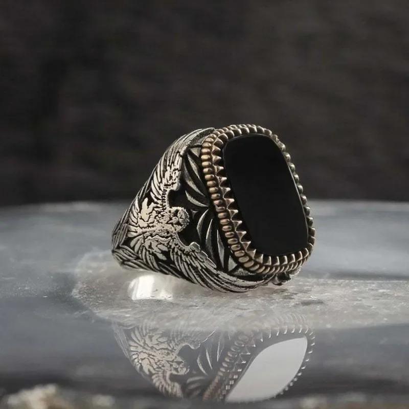 Luxury Gold Plated Coat of Arms Sweet Signet Engraved Rings for Men Women Hip Hop Dance Party Court Style Ring Jewelry Gift