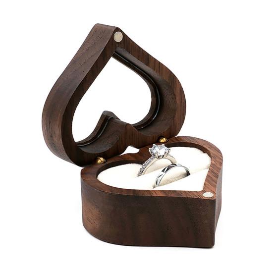 Подарочная коробка для колец с прозрачным окошком вмещает 2 кольца с мягкой губкой