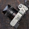 Металлический бленда с байонетным креплением для объективов Sony FE 50mm F2.5 G, FE 40mm F2.5 G, FE 24mm F2.8 G с крышкой