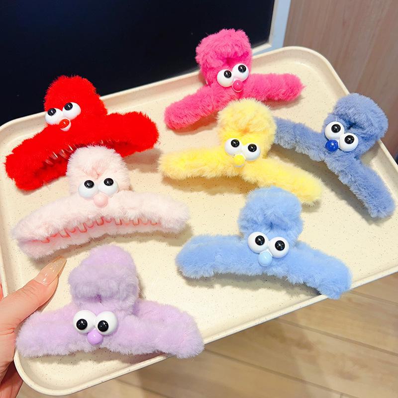 Осень/Зима Милая Плюшевая Заколка-Краб с Большими Глазами для Женщин