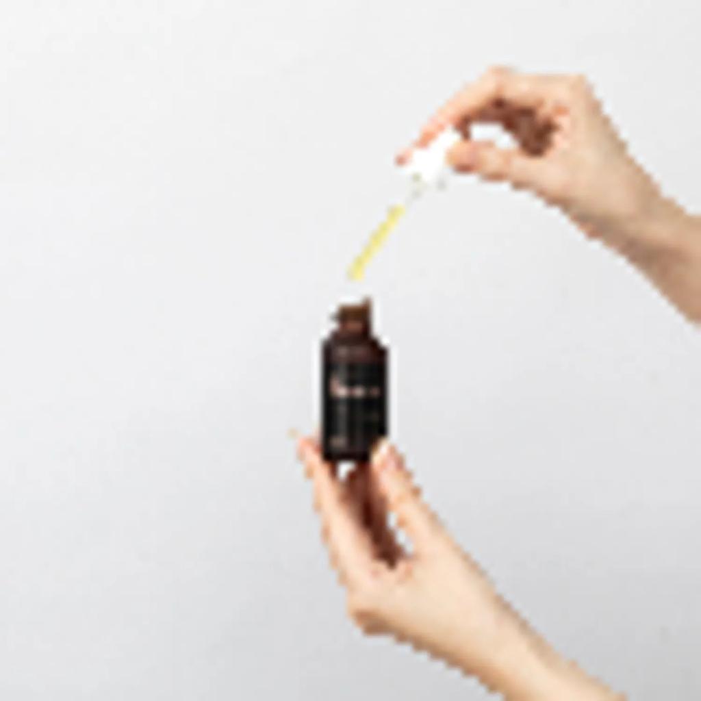 Mary & May Idebenone + Blackberry Complex Serum 30mL | Presenting Hydrated Texture, Brightening, Smoothing Texture