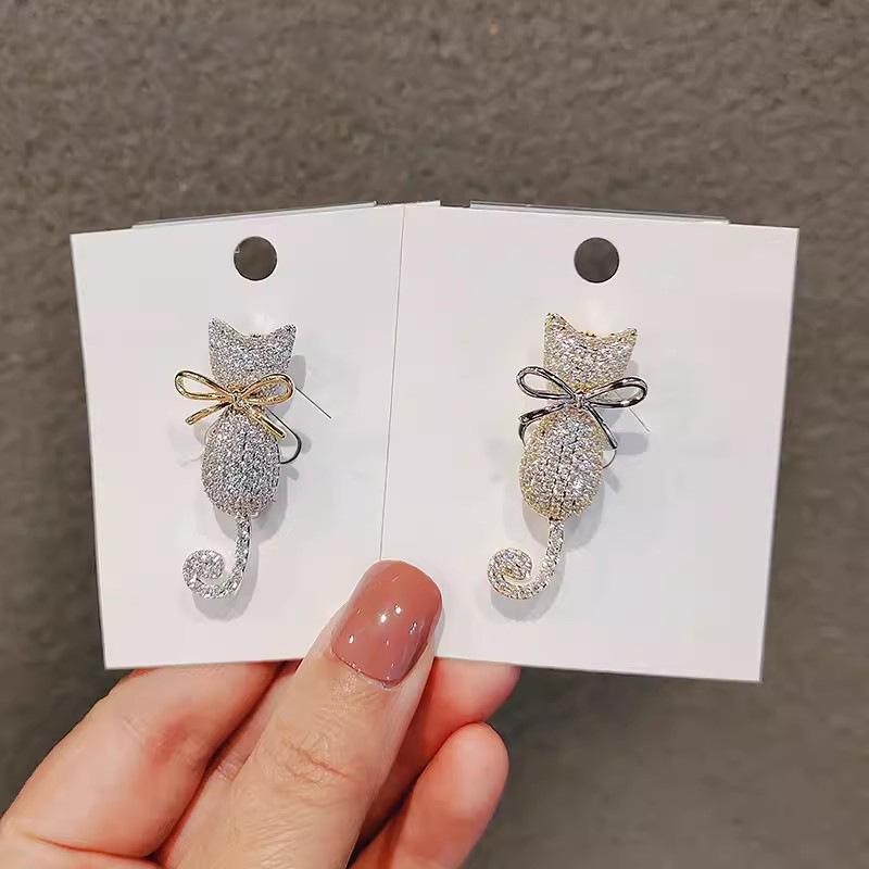 Cute Kitten Brooches, High-end Feminine Animal Corsages, Anti-glare Pins, Sweaters, Coats, Suits and Accessories