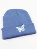 Мужские и женские зимние вязаные шапочки с вышивкой бабочкой, теплая удобная повседневная шапка