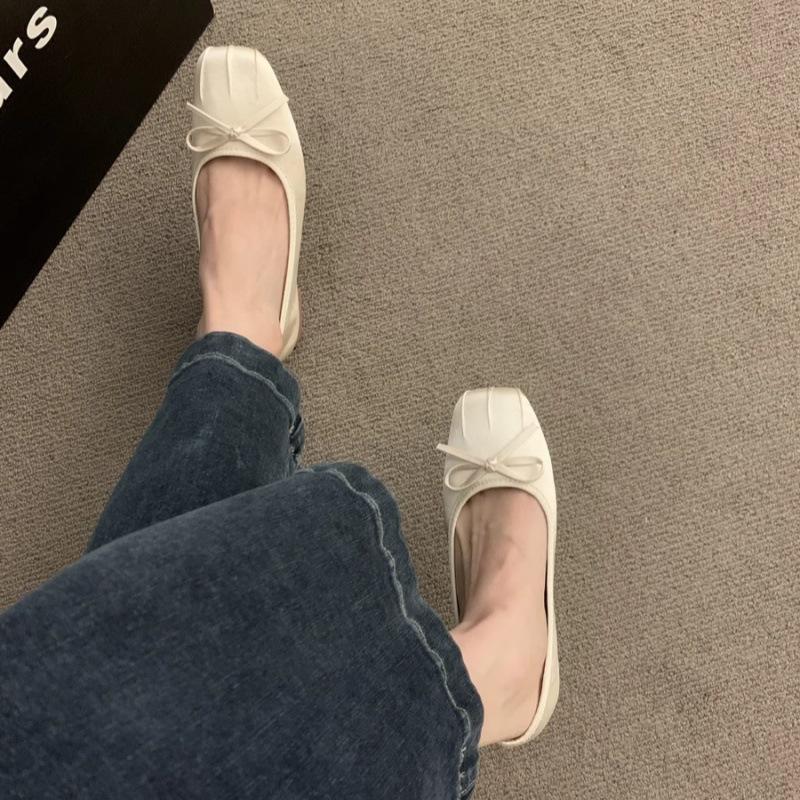 Туфли-лодочки с квадратным носком, неглубоким вырезом, на плоской подошве, женские, новые весна-осень 2025, универсальные повседневные туфли-лодочки с нежной атласной поверхностью