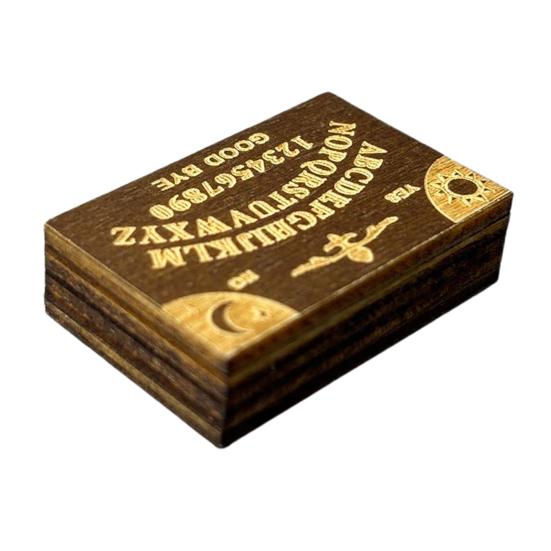 Миниатюрная спиритическая доска с ящиком, винтажная доска Уиджа, алфавитная доска Уиджа с планшеткой для украшений на Хэллоуин