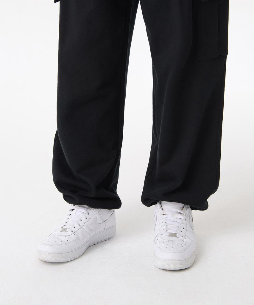 MUSINSA STANDARD One-Pleat Wide Cargo Sweatpants [Black]