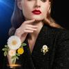 Daisy Brooch, High-End Fritillary Tide Personalized Women'S Pin, Elegant Clothes Accessories, Neckline Decorative Neckpin