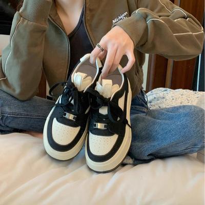 Женская обувь – Кроссовки