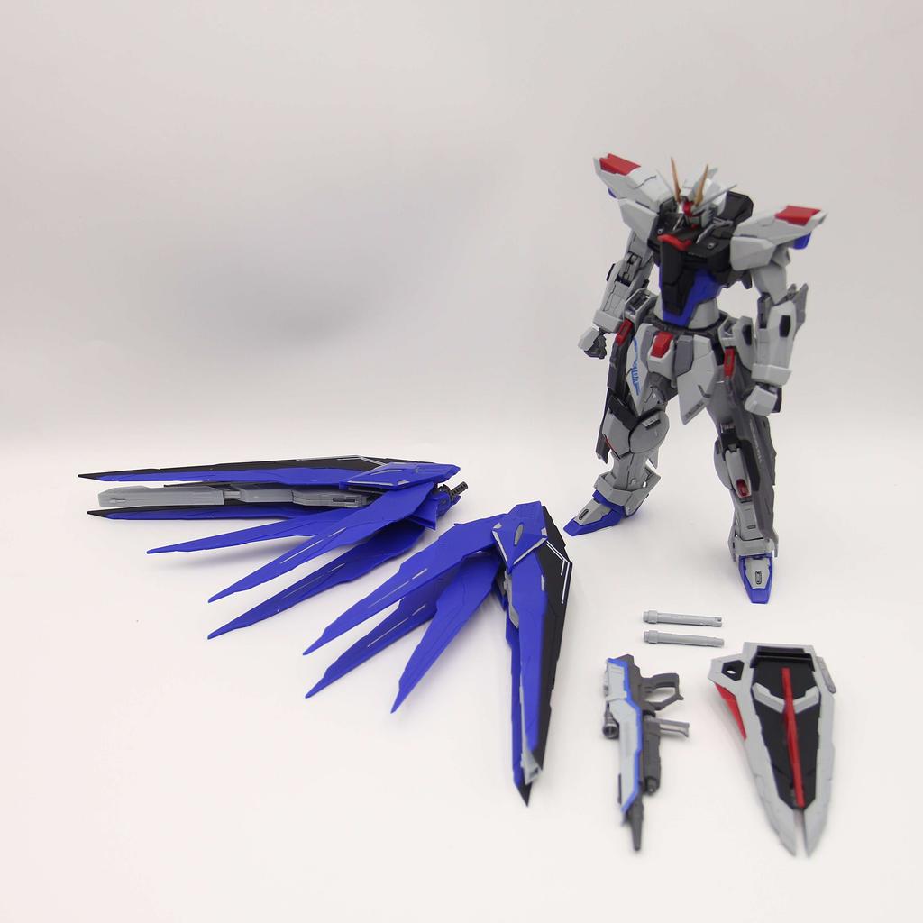 Новый Sv Модель 1/100 Mg Freedom Сборные Модели Наборы Zgmf-X10a Mb Пластиковый Каркас Наборы Аниме Фигурка Действия Робот Пластиковая Модель