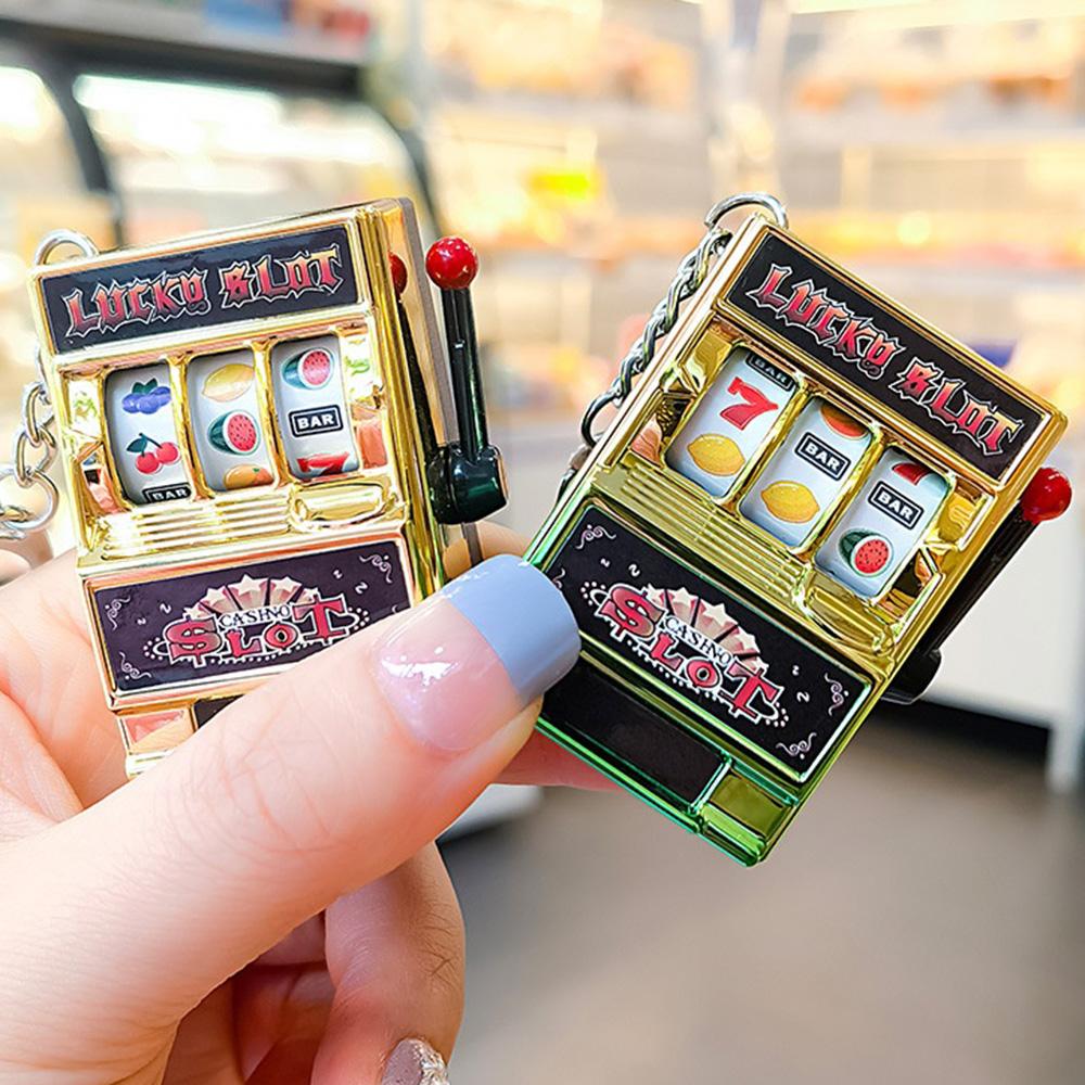 Creative Playable Mini Lucky Fruit Machine Shake Lottery Machine Transfer Game Keychain Pendant Simulation Bag