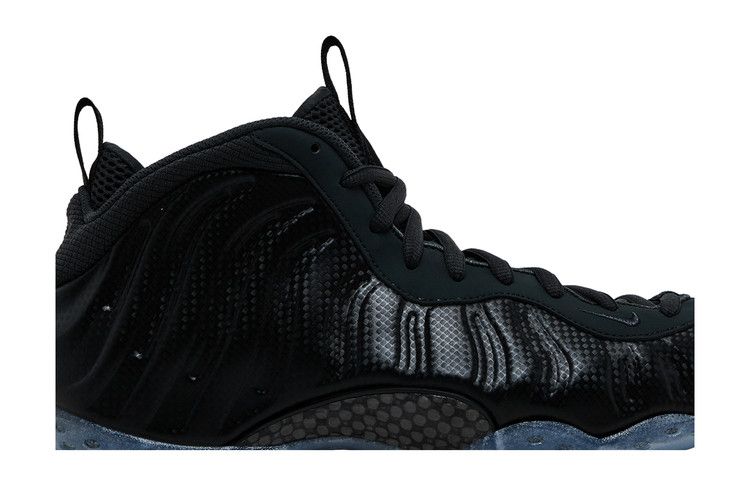 Nike Air Foamposite One Carbon Fiber