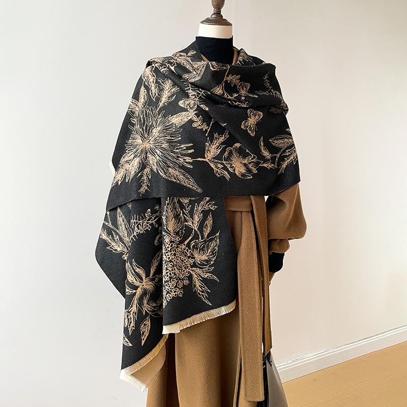Autumn And Winter Are Full Of Flowers, Butterflies Linger In The Pastoral Style, Light Luxury Women'S Imitation Cashmere Warm Shawl Scarf