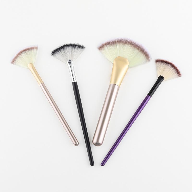 Special for single fan-shaped highlight brush, evenly painted soft fan-shaped makeup brush, mask brush, beauty tool
