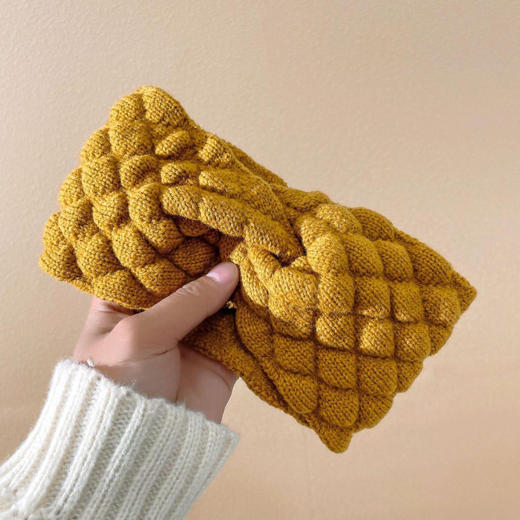 2023 Korean-Style Fashionable Wide-Brim Hairband: Versatile Bread Grid Design for Women, Perfect Autumn & Winter Accessory