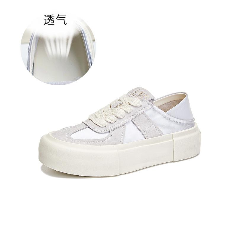 Кожаные маленькие белые туфли женские летние 2025 новые двухкомпонентные спортивные туфли для серфинга женские повседневные ретро женские туфли универсальные туфли детские