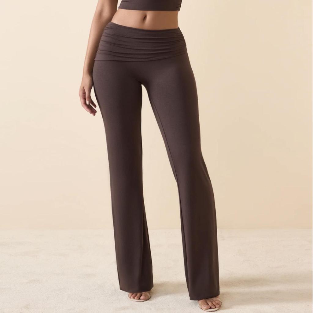 Женские брюки для йоги клеш с высокой талией Regina: Слимминг, Дышащий, Телесный, Европейский и Американский Фитнес Стиль